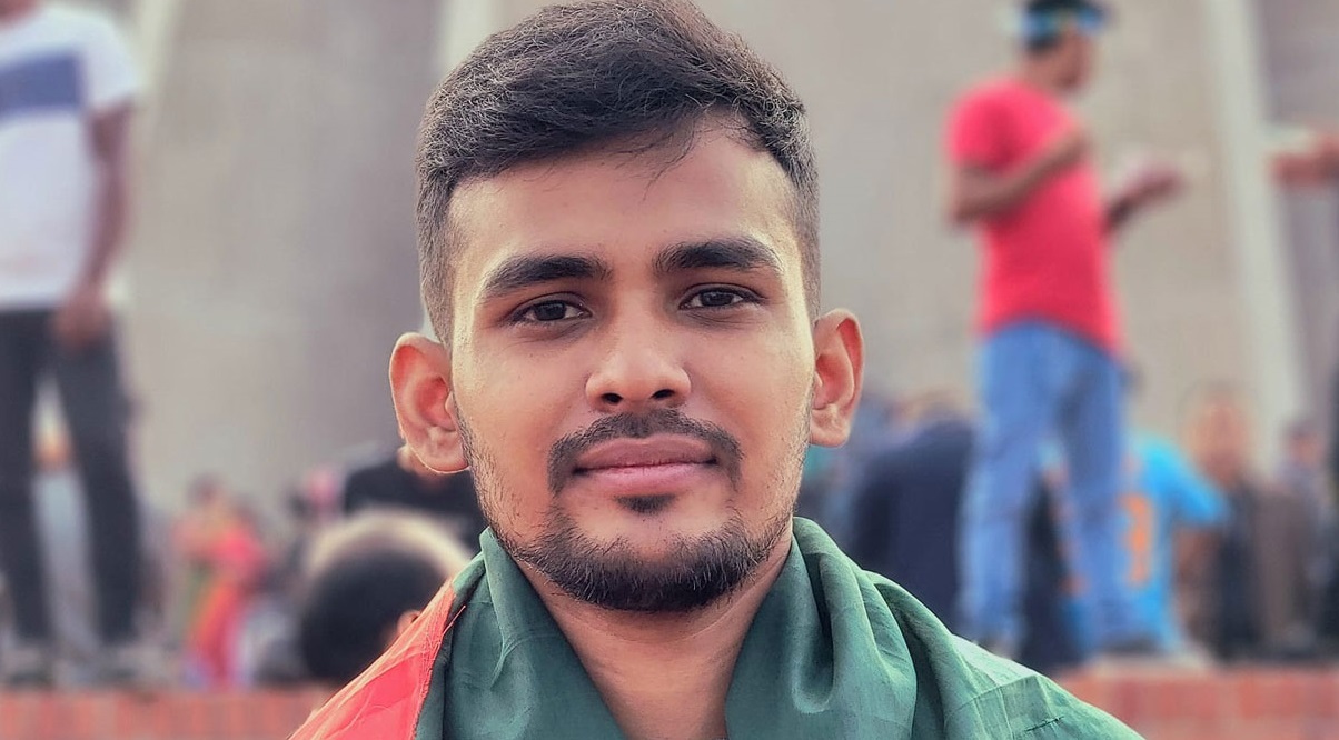 ক্রীড়া মন্ত্রণালয়ের উপদেষ্টা আসিফকে নিয়ে যা বলছে বিসিবি ও বাফুফে