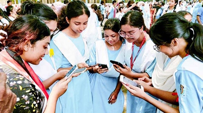 অপেক্ষার অবসান ১২ লাখ শিক্ষার্থীর, সকাল ১০টায় এইচএসসির ফল