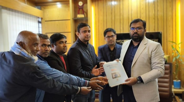 কালিহাতি থেকে সংসদ নির্বাচনে মনোনয়নপত্র সংগ্রহ করলেন অধ্যাপক ডা. মোঃ শাহ আলম তালুকদার