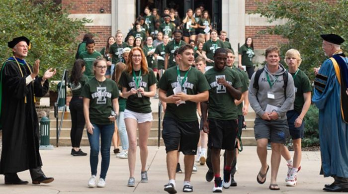 স্নাতকে স্কলারশিপ দিচ্ছে যুক্তরাষ্ট্রের ইলিনয় ওয়েসলিয়ান বিশ্ববিদ্যালয়