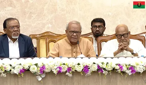 ধ্বংসস্তূপ থেকে রাষ্ট্র পুনর্গঠনে নিরলস কাজ করছে সরকার: রিজভী