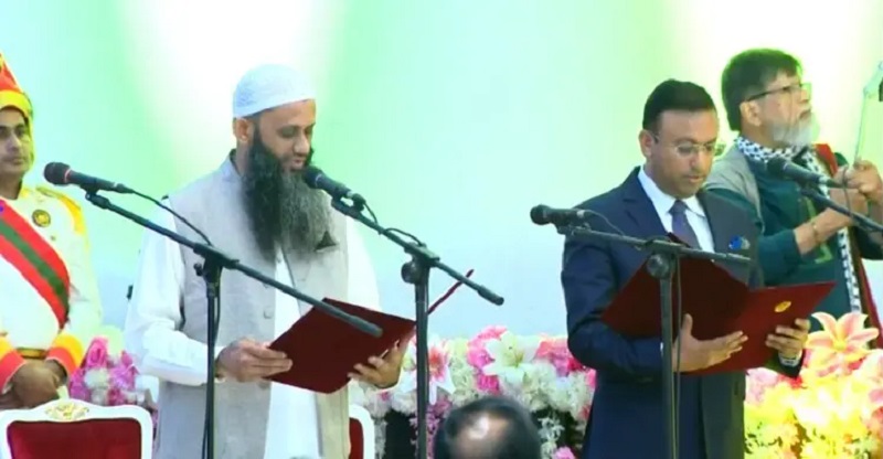 নতুন মন্ত্রিসভায় শপথ নিলেন হুমায়ুন কবির ও শামীম কায়সারসহ ছয়জন