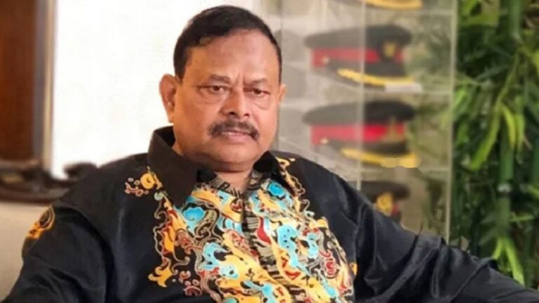 সাবেক সেনাপ্রধান আজিজ আহমেদকে দেশে ফেরাতে ইন্টারপোলের সহায়তা চাইল ট্রাইব্যুনাল