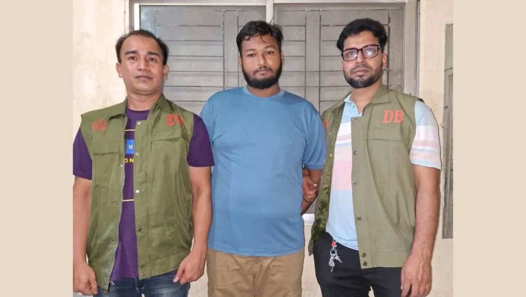 কুমিল্লায় সাংবাদিকদের ওপর হামলার ঘটনায় প্রধান অভিযোগে জড়িত ব্যক্তি শাওন গ্রেপ্তার