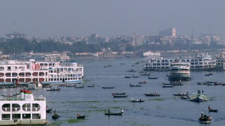 বুড়িগঙ্গায় দুই ব্যক্তির দেহ উদ্ধার