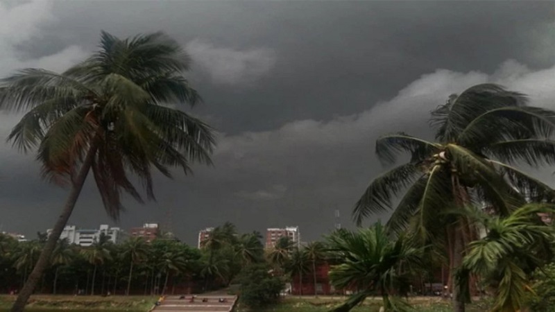 দেশের ১১ অঞ্চলে রাত ১টা পর্যন্ত ঝড়ো হাওয়ার সতর্কতা
