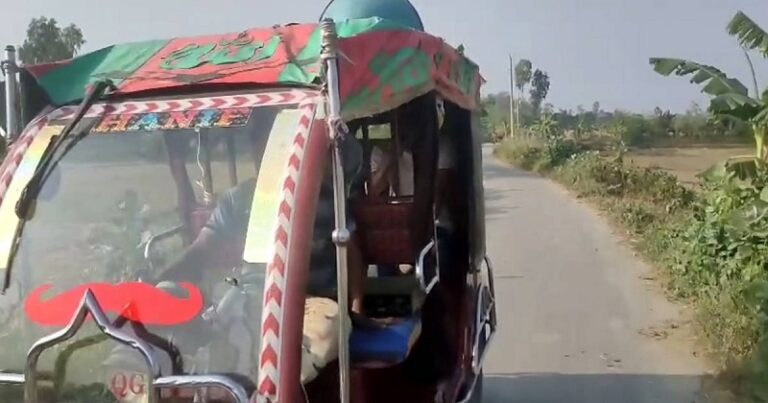 নওগাঁয় শেখ হাসিনার ফেরা নিয়ে মাইকিং, আটক দুই