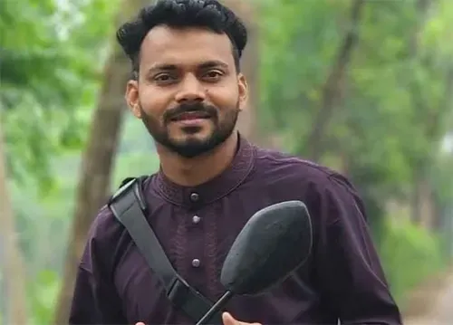 নোয়াখালীতে নিজ দোকানে ব্যবসায়ীকে লক্ষ্য করে গুলি