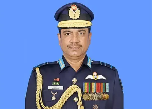 কাতারে গ্রেপ্তার বিমান বাহিনীর সাবেক প্রধান শেখ আব্দুল হান্নান
