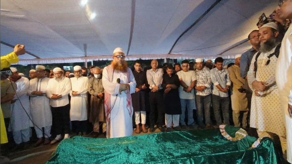মুন্সীগঞ্জে চিরনিদ্রায় শায়িত সাবেক উপমন্ত্রী আ. হাই