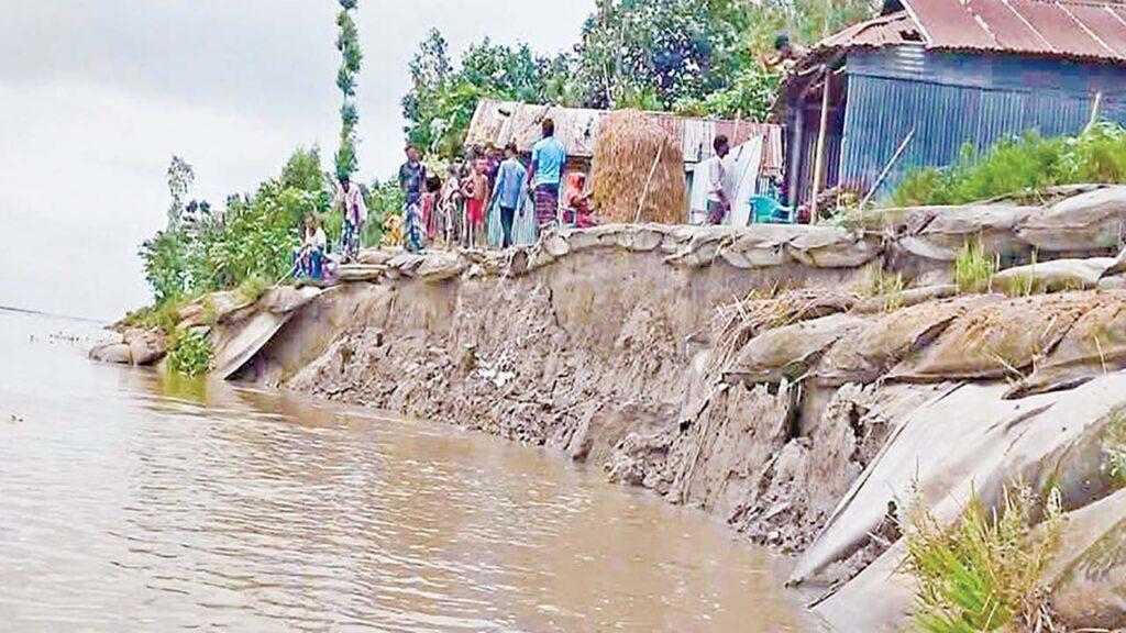 গাইবান্ধায় নদী ভাঙনের কবলে ২৫ বছরে আড়াই হাজার পরিবার